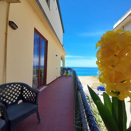 Milazzo Beach 외부 사진